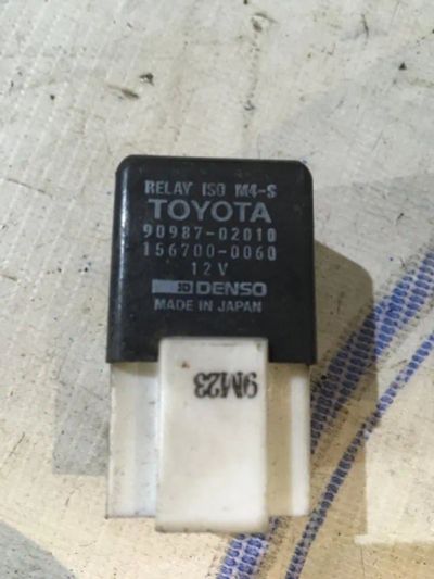 Лот: 21719790. Фото: 1. реле Toyota Corona CT195. Двигатель и элементы двигателя