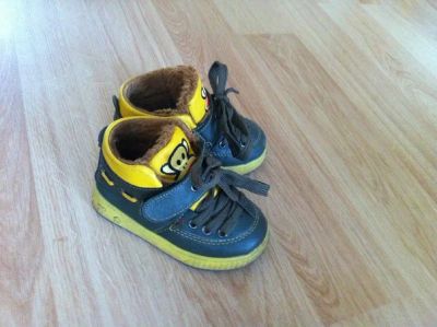 Лот: 5800231. Фото: 1. демисезонные ботинки для мальчика... Постельные принадлежности