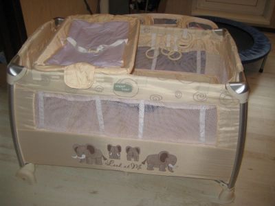 Лот: 5407802. Фото: 1. Манеж-кровать Happy Baby Playpen... Другое (дети растут)