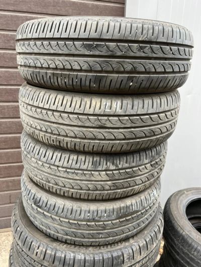 Лот: 19707992. Фото: 1. Yokohama BluEarth, 185/60 R15... Шины
