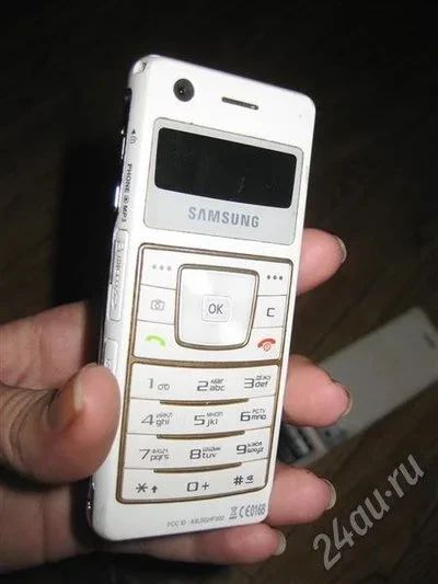 Лот: 607403. Фото: 1. телефон Samsung SGH-F300 The Ultra... Кнопочные мобильные телефоны