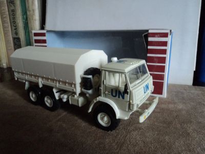 Лот: 15663969. Фото: 1. Модель Камаз 4310 ООН. Автомоделизм