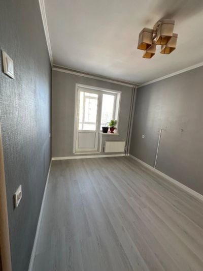 Лот: 22461104. Фото: 1. Продам 2 ком. Квартиру (р-он Планеты... Квартиры, студии