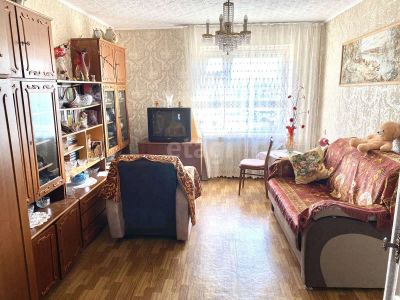 Лот: 21039587. Фото: 1. Продам 4-комн. кв. 76.8 кв.м... Квартиры, студии