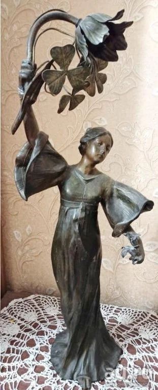 Лот: 17466189. Фото: 1. бронзовая скульптура Девушка с... Предметы интерьера и быта