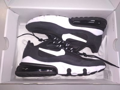 Лот: 16389570. Фото: 1. Кроссовки NIKE AIR MAX 270 REACT. Кеды, кроссовки, слипоны