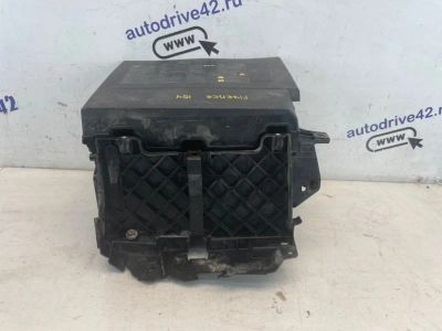 Лот: 24627493. Фото: 1. корпус акб Renault Fluence L30R. Двигатель и элементы двигателя