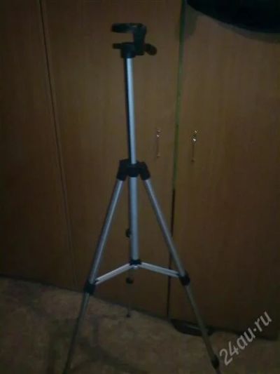 Лот: 1748040. Фото: 1. Штатив. Кронштейны, стойки, подставки