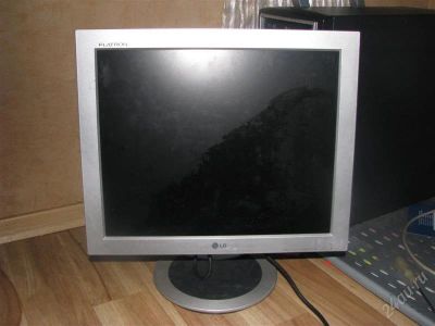Лот: 2496303. Фото: 1. Монитор ЖК LG L1730 неисправный. ЖК-мониторы