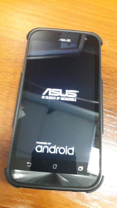 Лот: 11154828. Фото: 1. Asus ZenFon 2 ZE500KL. Смартфоны