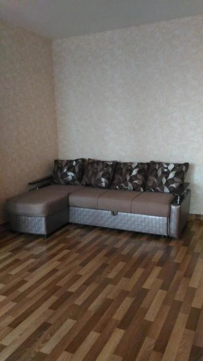 Лот: 10275220. Фото: 1. Сдам 1 ком. квартиру. Квартиры, студии