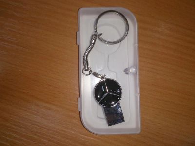 Лот: 3039140. Фото: 1. USB флешка "Mersedes 2" 4 Gb логотип... USB-флеш карты