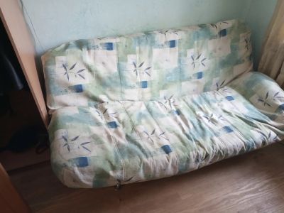 Лот: 15264580. Фото: 1. Диван клик-кляк 1000рублей. Диваны