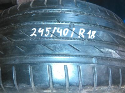 Лот: 11261183. Фото: 1. 245/40 R18 Nokian Hakka black... Шины