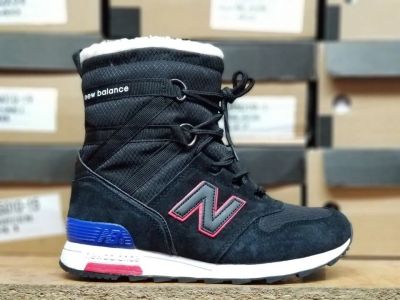 Лот: 12628807. Фото: 1. Сапожки New Balance. Сапоги