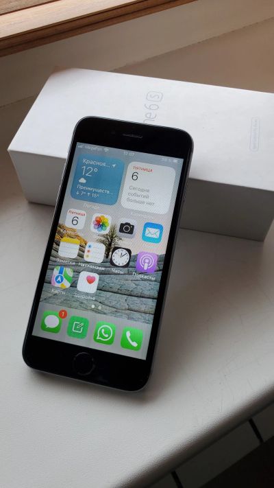 Лот: 20864941. Фото: 1. iPhone 6s, 64гб, аккум 100%. Смартфоны