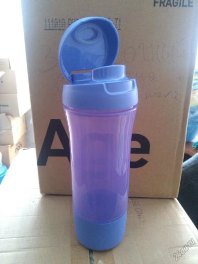 Лот: 5087737. Фото: 1. Tupperware Спортивная бутылка... Кружки, стаканы, бокалы