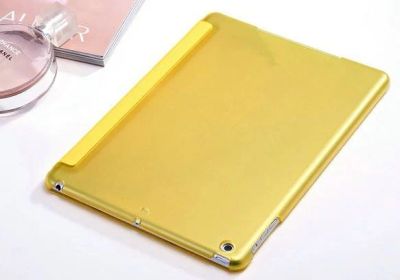 Лот: 4835276. Фото: 1. Чехол желтый ультратонкий iPad... Чехлы, бамперы