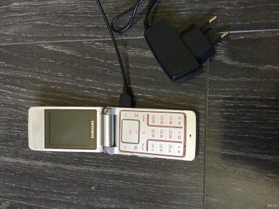 Лот: 13802013. Фото: 1. Мобильный телефон samsung. Кнопочные мобильные телефоны