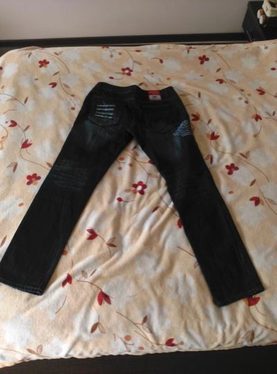 Лот: 4520862. Фото: 1. Крутые мужские джинсы!. Брюки, джинсы, шорты