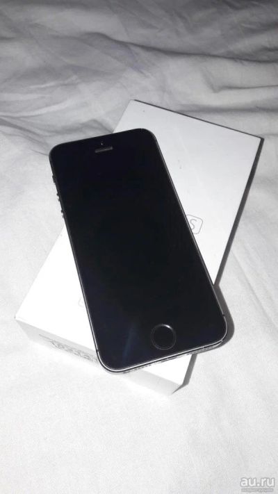 Лот: 10253726. Фото: 1. iphone 5s 16gb black. Смартфоны