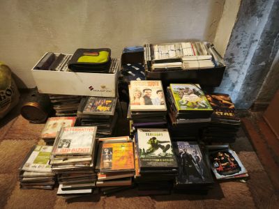 Лот: 25803075. Фото: 1. DVD,CD, PC диски одним лотом. Приводы CD, DVD, BR, FDD