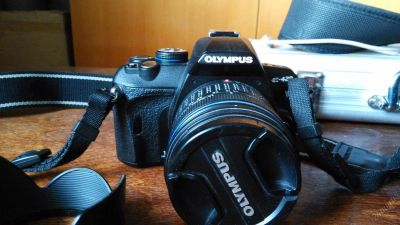 Лот: 6180764. Фото: 1. Зеркальный фотоаппарат Olympus... Цифровые зеркальные