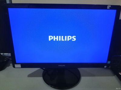 Лот: 15496744. Фото: 1. Монитор Philips V-line 196V4L... ЖК-мониторы