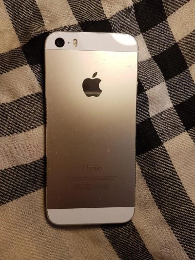 Лот: 8859068. Фото: 1. iPhone 5S 64gb gold айфон золотой... Смартфоны