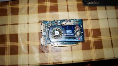 Лот: 5040971. Фото: 1. Видеокарта Sapphire 512mb GDDR3... Видеокарты