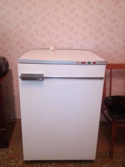 Лот: 9686821. Фото: 1. Морозильная камера Бирюса 14. Холодильники, морозильные камеры