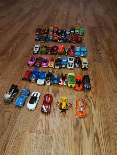 Лот: 23536931. Фото: 1. Коллекция машинок Hot wheels. Машины и техника