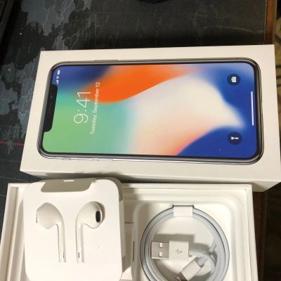 Лот: 12664290. Фото: 1. iPhoneX 64 Gb Wite (РСТ). Смартфоны