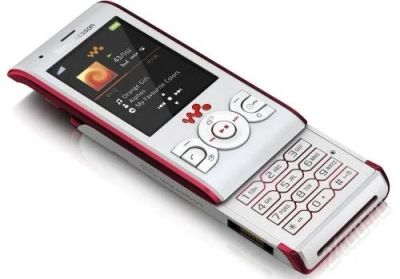 Лот: 2752757. Фото: 1. телефон sony ericsson W595, с... Кнопочные мобильные телефоны