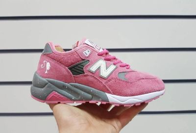Лот: 10790709. Фото: 1. Кроссовки New Balance 580 арт... Кеды, кроссовки, слипоны