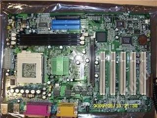 Лот: 57527. Фото: 1. Материнская плата Epox EP-3SPA3L. Красноярск