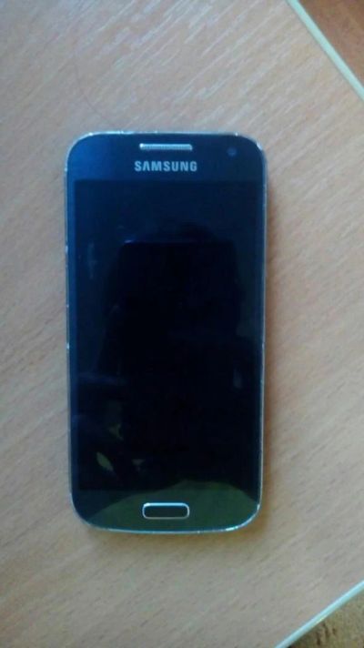 Лот: 6403739. Фото: 1. Samsung galaxy s4 mini. Смартфоны
