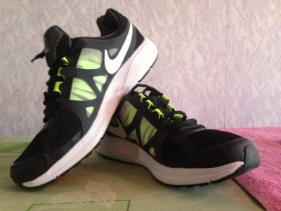 Лот: 3890233. Фото: 1. Продам фирменные кроссовки NIKE. Кеды, кроссовки, слипоны
