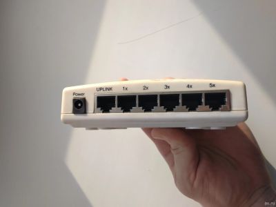 Лот: 13135076. Фото: 1. коммутатор Acorp 9HU5DP. Коммутаторы