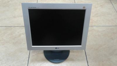 Лот: 11043423. Фото: 1. Монитор 15" LG L1530S. ЖК-мониторы