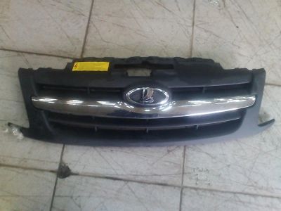 Лот: 5535735. Фото: 1. решетка радиатора lada granta. Кузов