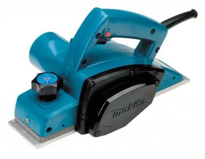 Лот: 3319565. Фото: 1. Продам рубанок Makita 1902 в хорошем... Электроинструмент