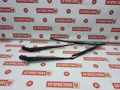 Лот: 20901081. Фото: 1. Дворник Toyota Corolla Fielder... Двигатель и элементы двигателя