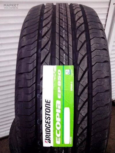 Лот: 15078171. Фото: 1. Летняя резина 205/70 R-15 "Bridgestone... Шины