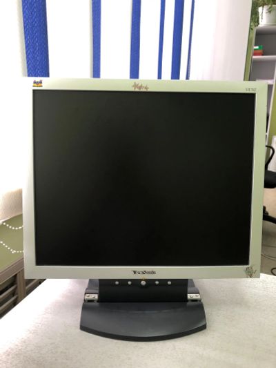Лот: 16057899. Фото: 1. Монитор ViewSonic. ЖК-мониторы