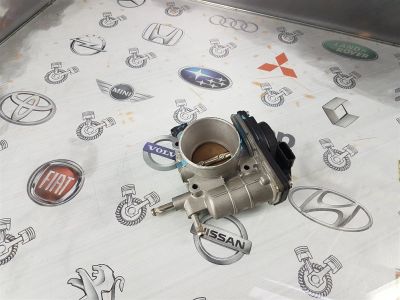 Лот: 23591872. Фото: 1. Заслонка дроссельная Subaru Impreza... Двигатель и элементы двигателя