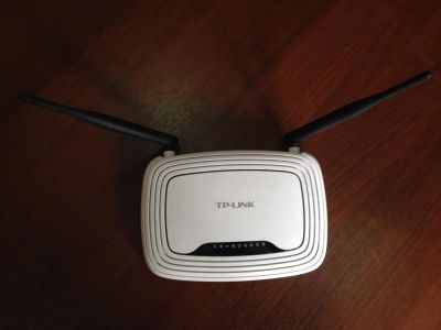 Лот: 4538080. Фото: 1. продам роутер. WiFi, Bluetooth адаптеры
