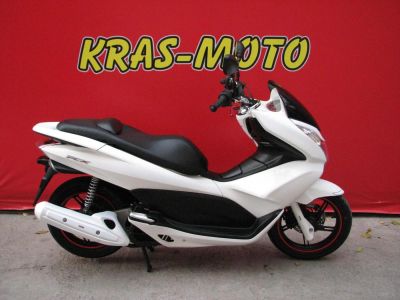 Лот: 4619670. Фото: 1. HONDA PCX 125. Мотороллеры, мопеды
