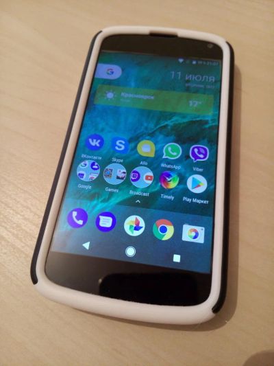 Лот: 9800361. Фото: 1. LG Google Nexus 4. Смартфоны