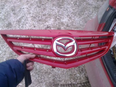 Лот: 4581133. Фото: 1. Решетка радиатора mazda6 2002-2005гг. Детали тюнинга